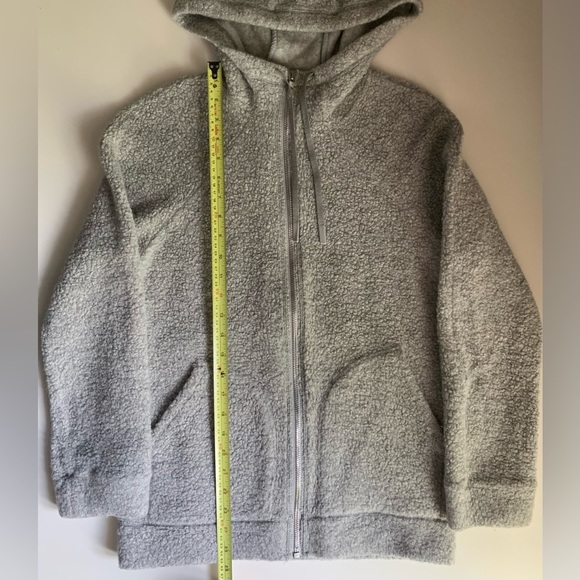 ⭐️ Host Pick ⭐️ Lululemon So Sherpa Hooded Jacket - Picture 10 of 10